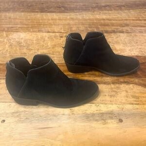 Michael by Michael Shannon Nadya Suede Booties